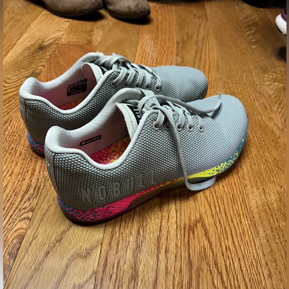 No Bull training shoes. Men size 9